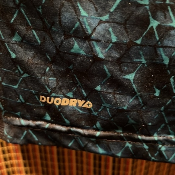 Champion Rash Guard Duodry Shirt, size XL 16-18, PTP 19”, L 28”, DuoDry (T4) - Picture 5 of 6